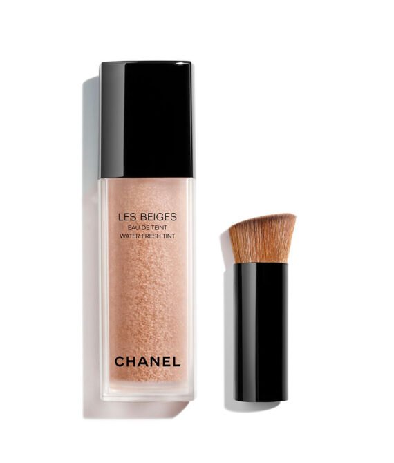 CHANEL Les Beiges Eau De Teint – овлажняващ тонизиращ крем (светъл)